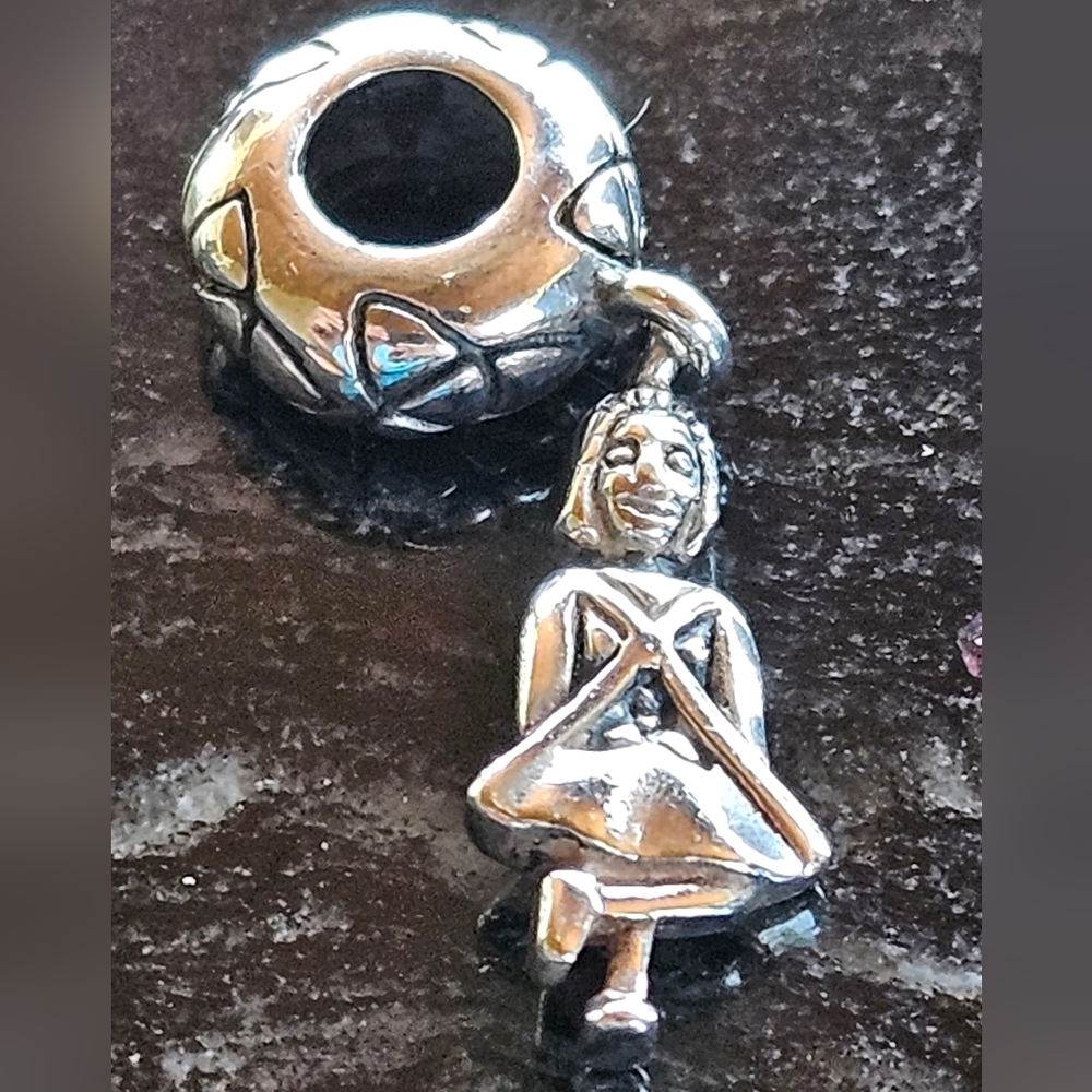 SHANORE Claddagh Irish Dancer Bead - Sterling Silver